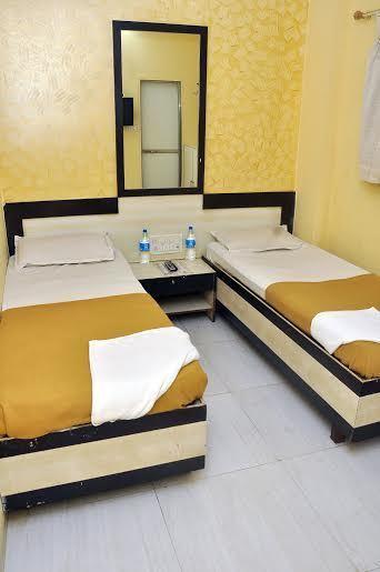 Hotel Bilal Residency Mumbai Room photo